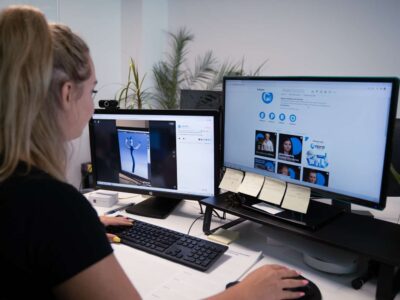 tresci-proponowane-przez-algorytm-nowe-zmiany-na-facebooku-prowadzenie-social-media